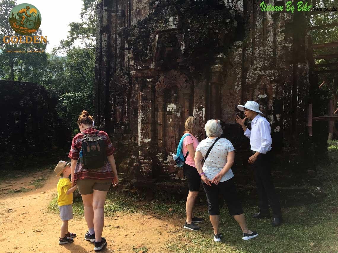 3-Day Da Nang Cycling Tour: Hoi An, My Son & Son Tra Peninsula